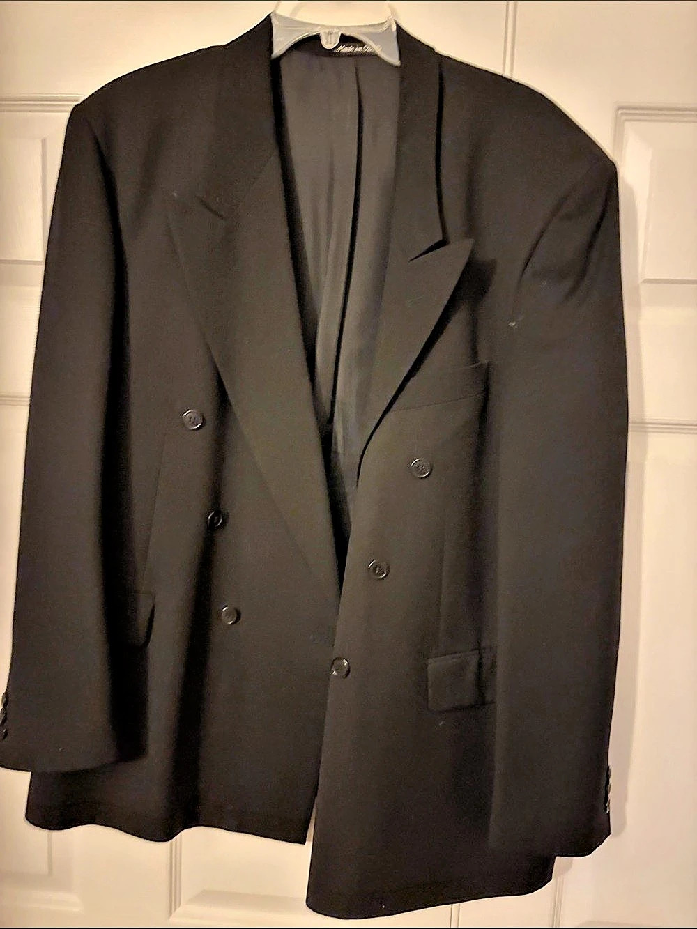Vitali Super 100's Men's Black Suit Size 48 Like New